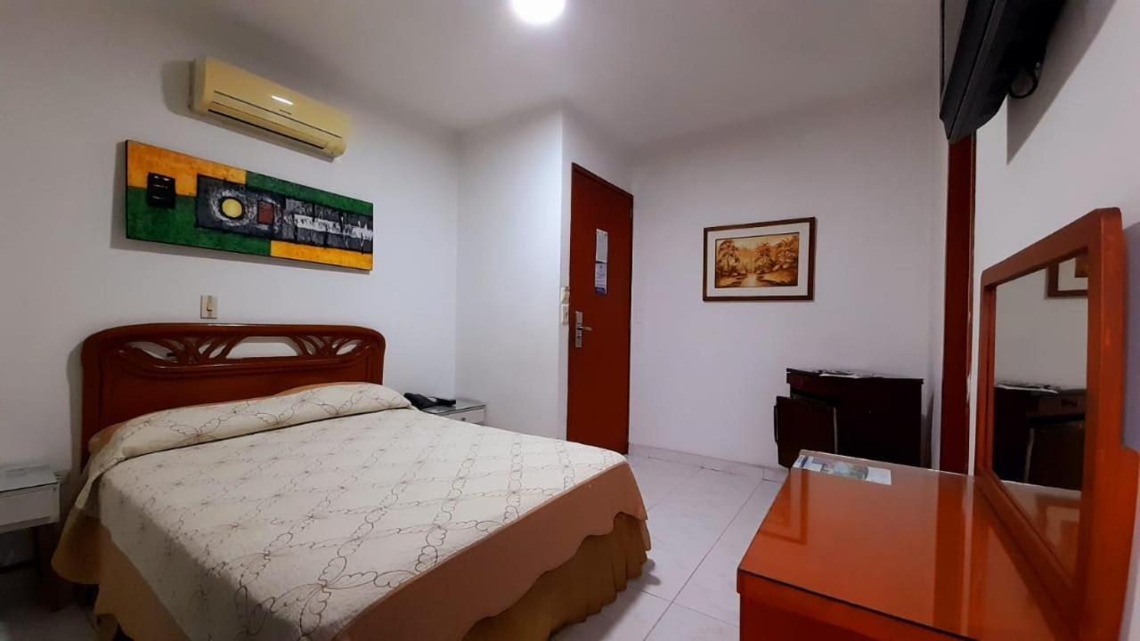 Hotel Chucarima Cúcuta Exteriör bild